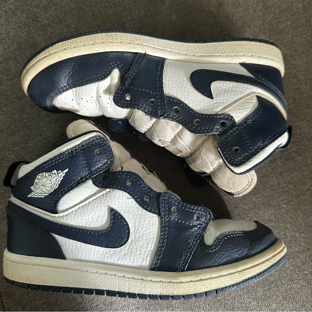 Jordan 1 Navy & White